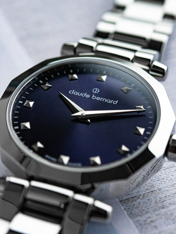 Code vestimentaire à deux mains